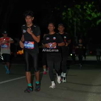 Runner Photo 3650575