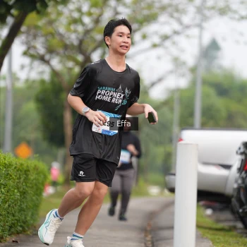 Runner Photo 3650823