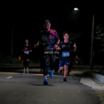 Runner Photo 3651053