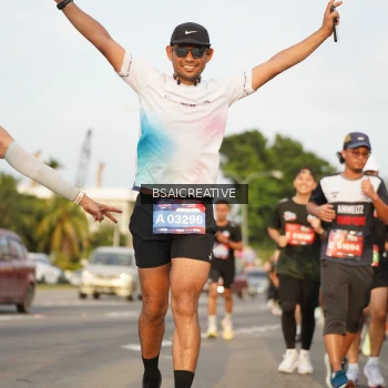 Runner Photo 3651055