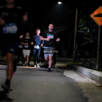 Runner Photo 3651101