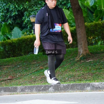 Runner Photo 3651108