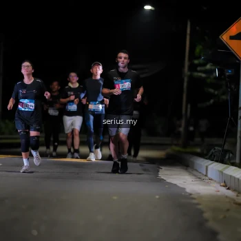 Runner Photo 3651118