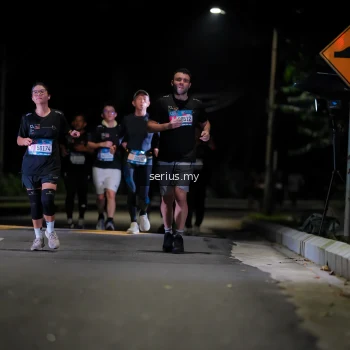 Runner Photo 3651119