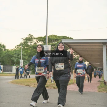 Runner Photo 3651304