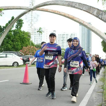 Runner Photo 3651354