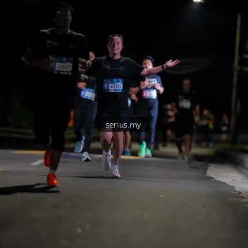 Runner Photo 3651400