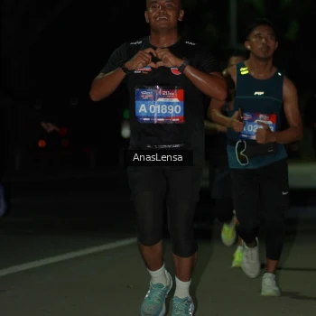 Runner Photo 3651410