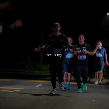 Runner Photo 3651451