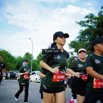 Runner Photo 3651514