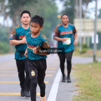 Runner Photo 3651563