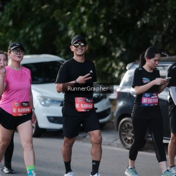 Runner Photo 3651575