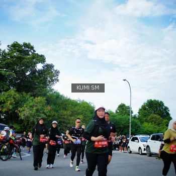 Runner Photo 3651587