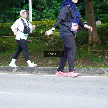 Runner Photo 3651592