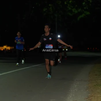 Runner Photo 3651599