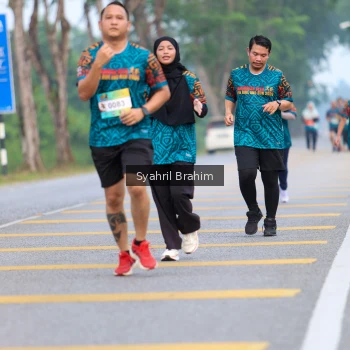 Runner Photo 3651630