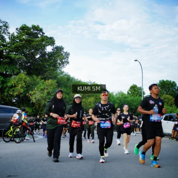 Runner Photo 3651653