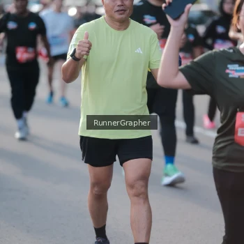 Runner Photo 3651675