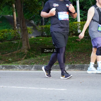 Runner Photo 3651713