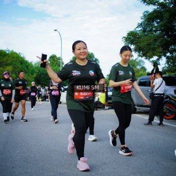 Runner Photo 3651723