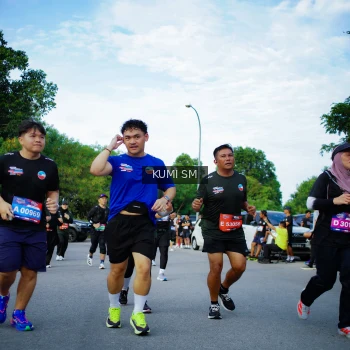 Runner Photo 3651745