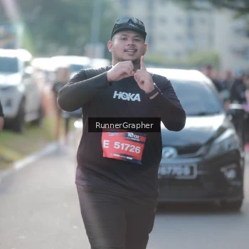 Runner Photo 3651758