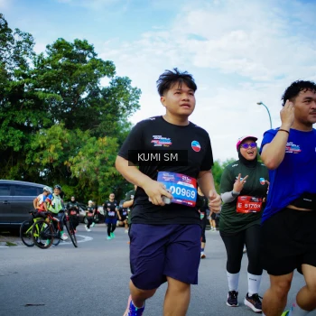 Runner Photo 3651766