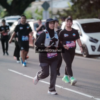 Runner Photo 3651769