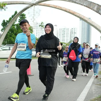 Runner Photo 3651773