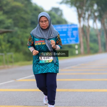 Runner Photo 3651776