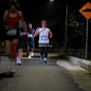 Runner Photo 3651912