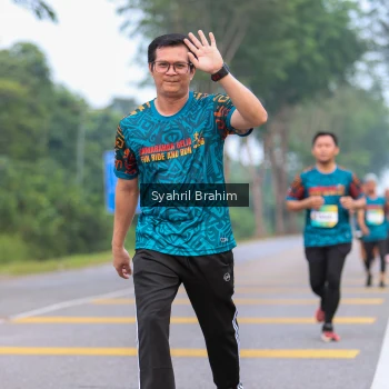 Runner Photo 3652015
