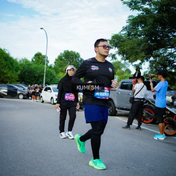 Runner Photo 3652017