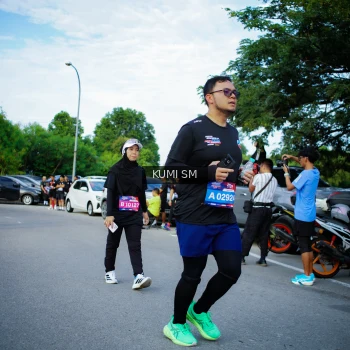 Runner Photo 3652029