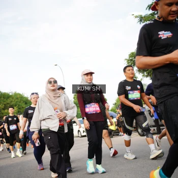 Runner Photo 3652046