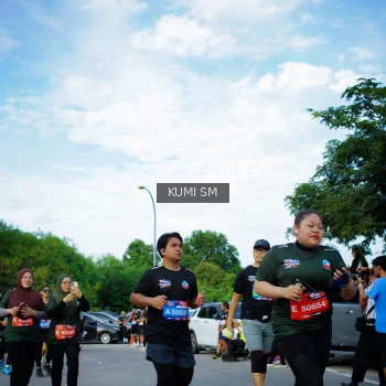 Runner Photo 3652660