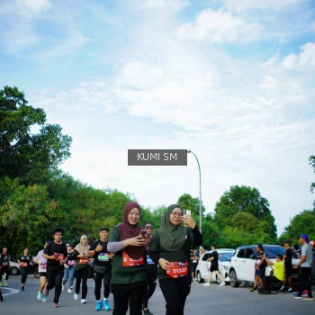 Runner Photo 3652709