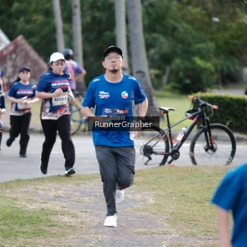 Runner Photo 3652935