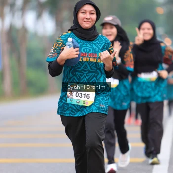 Runner Photo 3653030