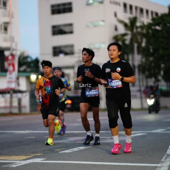 Runner Photo 3653343