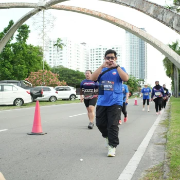 Runner Photo 3653354