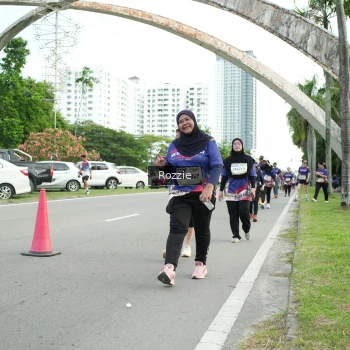 Runner Photo 3653429