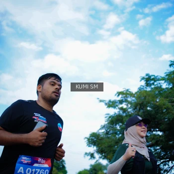 Runner Photo 3653555
