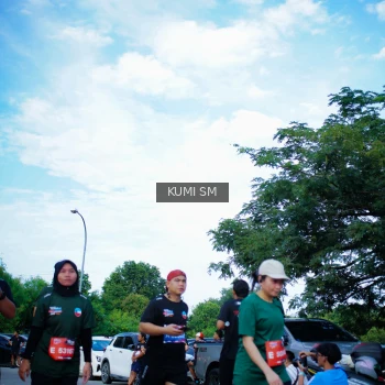 Runner Photo 3653715