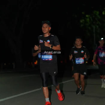 Runner Photo 3653798