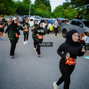 Runner Photo 3653999