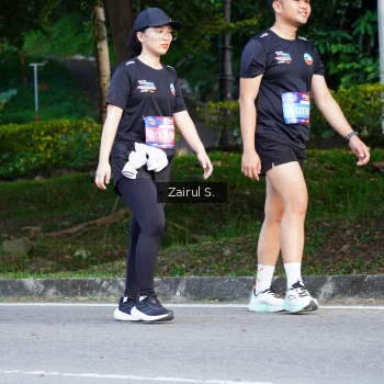 Runner Photo 3654001