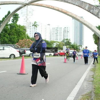 Runner Photo 3654019