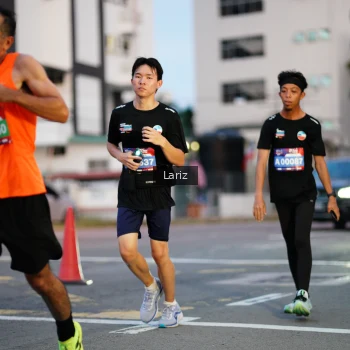 Runner Photo 3654084