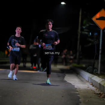 Runner Photo 3654124